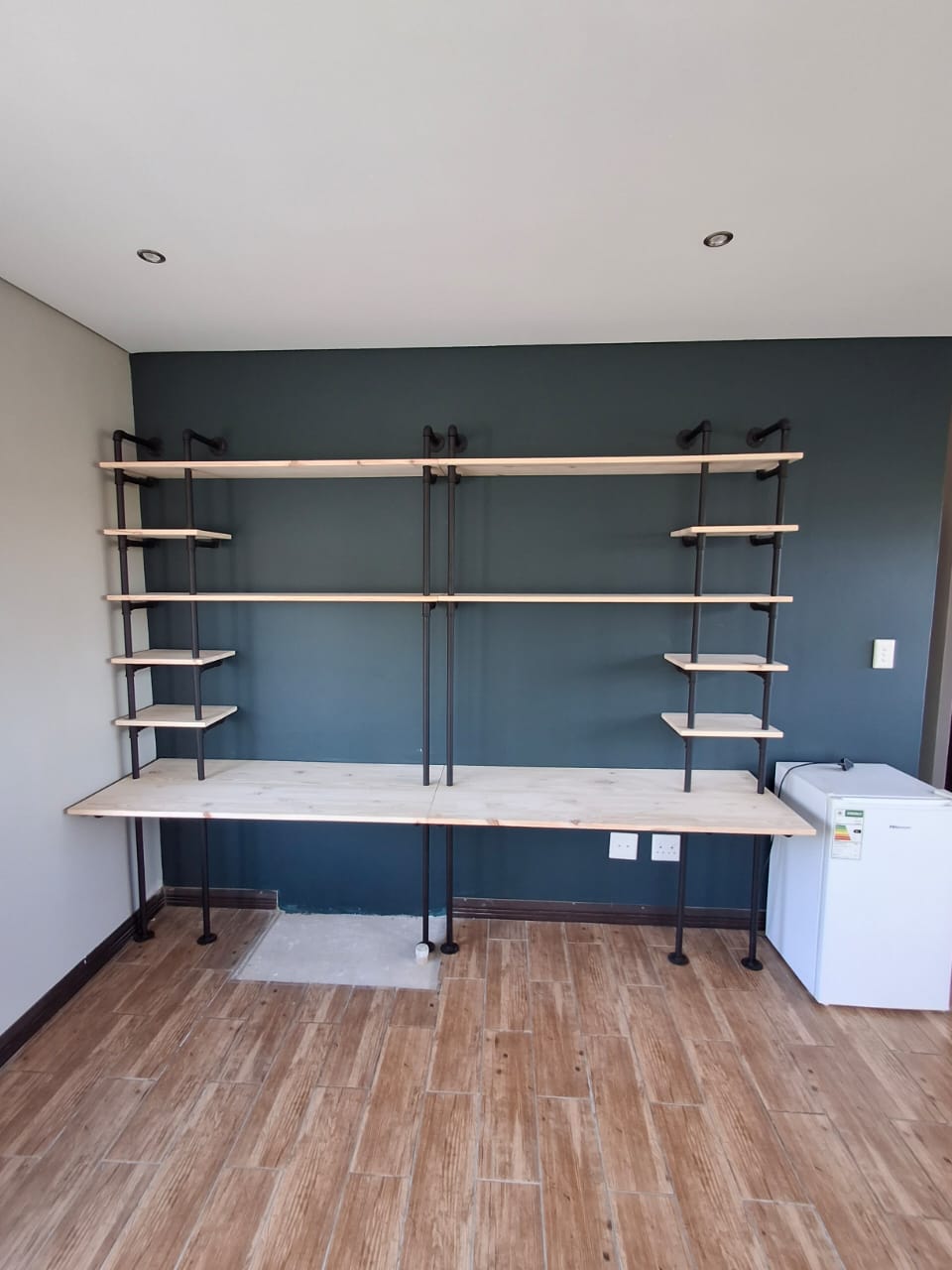 Single Study/Shelving Kit 1400mm - Complete