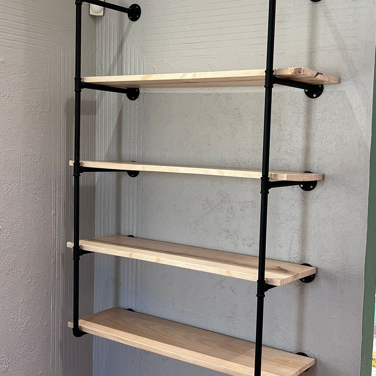 E-Shape 15mm Pipe Frame Shelf kit - for 300mm wide plank (choose qty frames & colour)