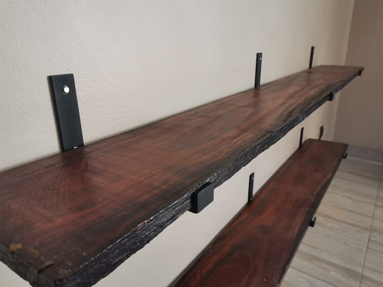 Heavy Duty Shelving Bracket for 300mm wide shelf - L shape